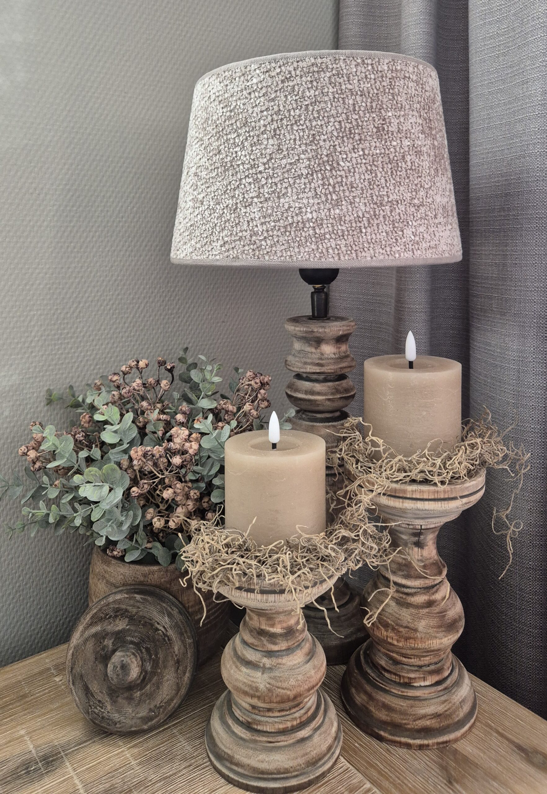 Complete sfeerset met grote lamp en bloemen