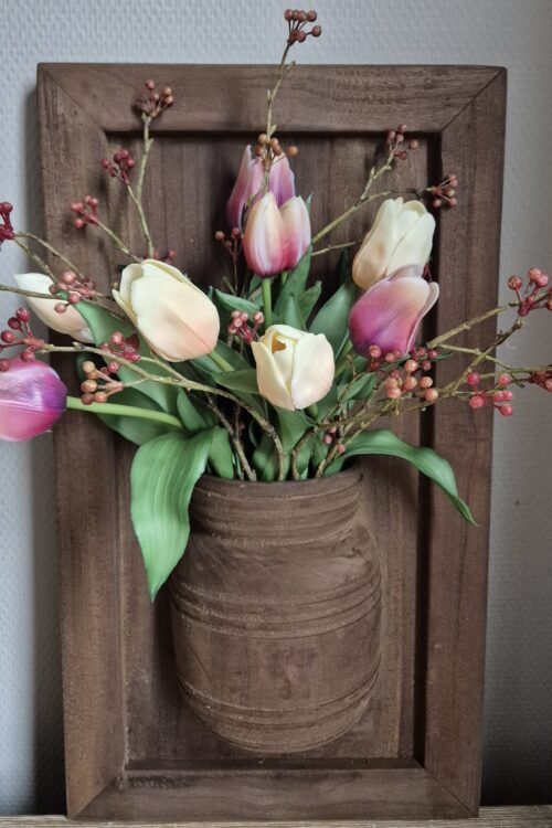 Compleet met tulpenboeket