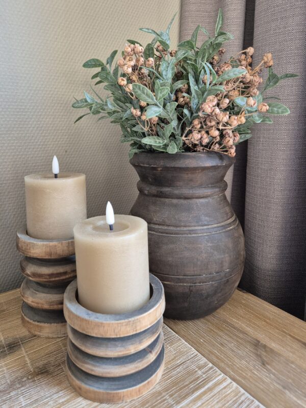 20260322_081639 Complete decoratieset met houten pot, boeket en kandelaren