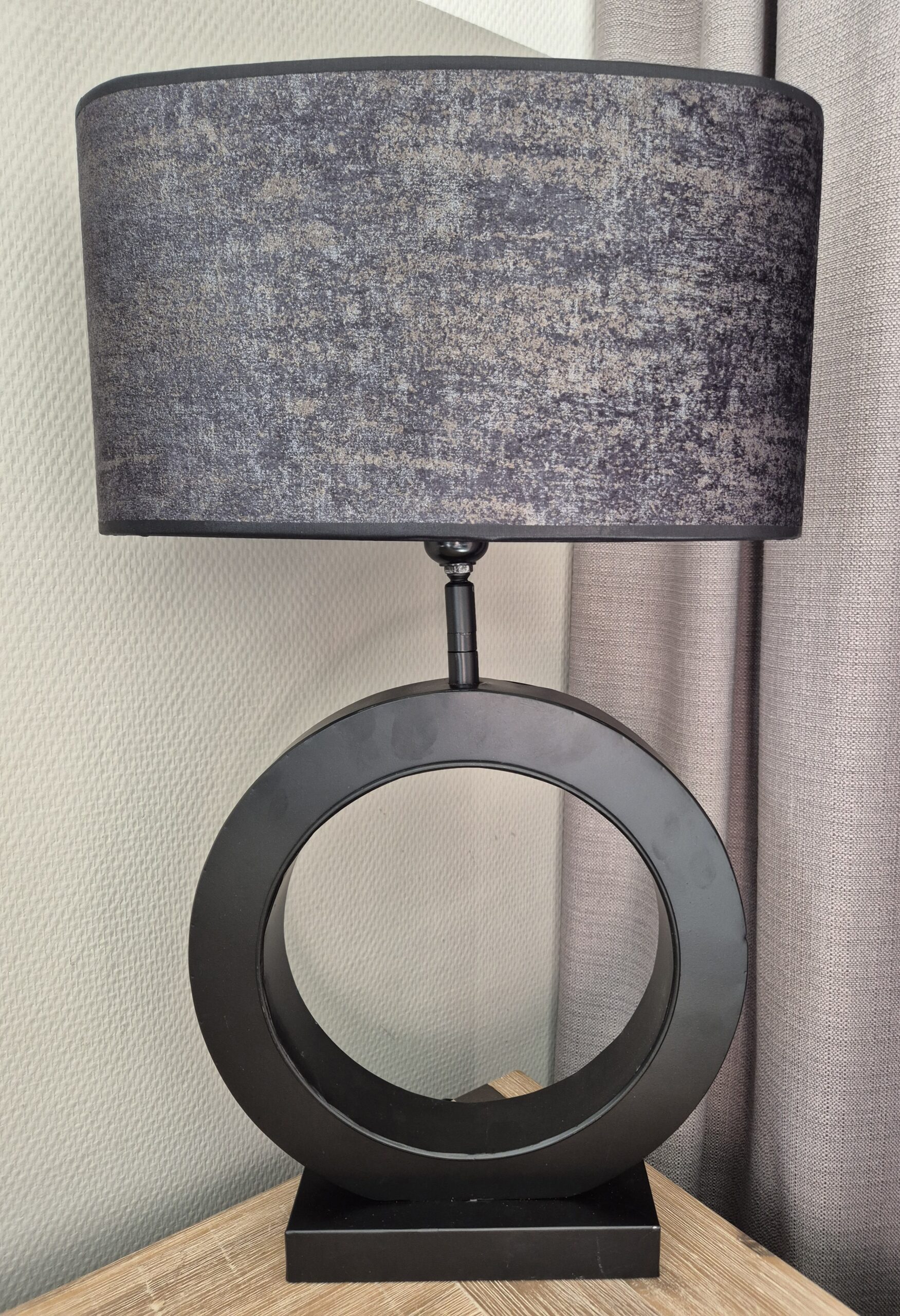 Complete lamp met lampenkap