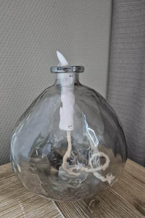 Glazen windlicht met LED-kaars, 19 cm hoog en 16 cm breed