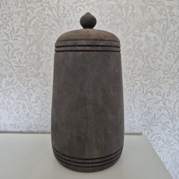 Grote bruine houten pot van 30,5 cm hoog en 16 cm breed