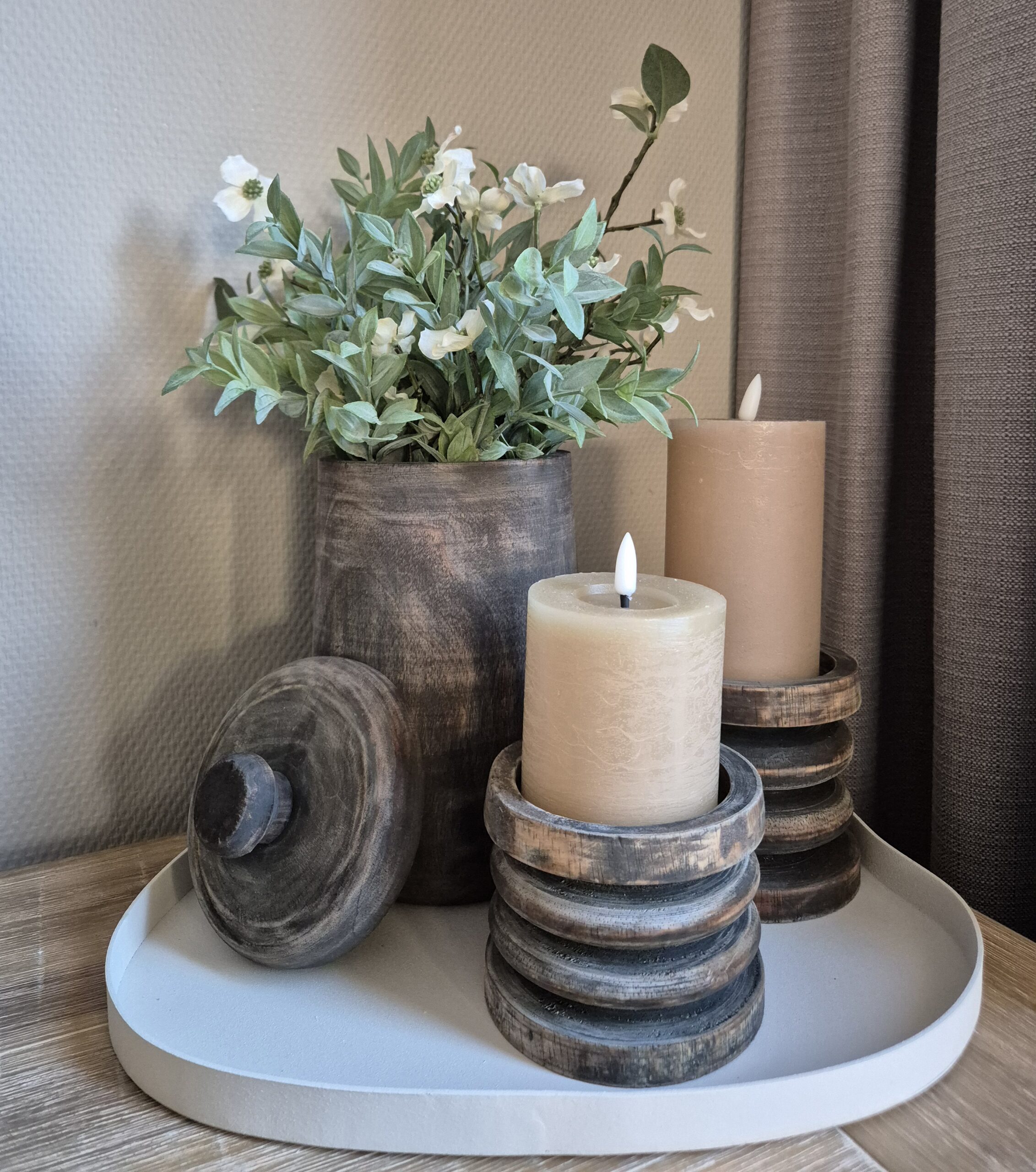 Sfeervolle Woondecoratie Set met Dienblad, Houten Pot & LED Kaarsen