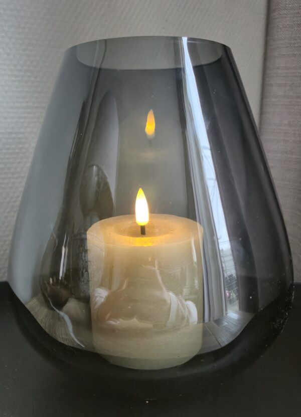20260517_094017 Vaas Tasman S Grey van Vase The World – stijlvol en tijdloos