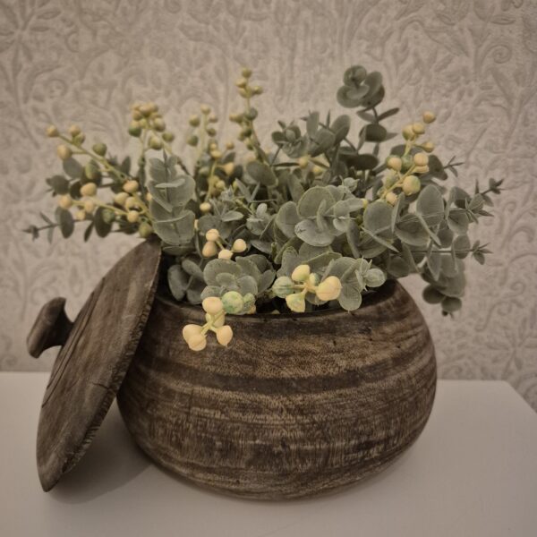 20260524_125647 Houten pot met kunstboeket – 17 cm hoog | 25 cm breed