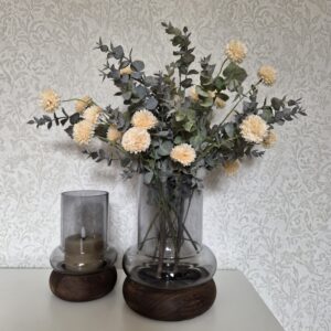 Complete set windlichten met houten onderzetter