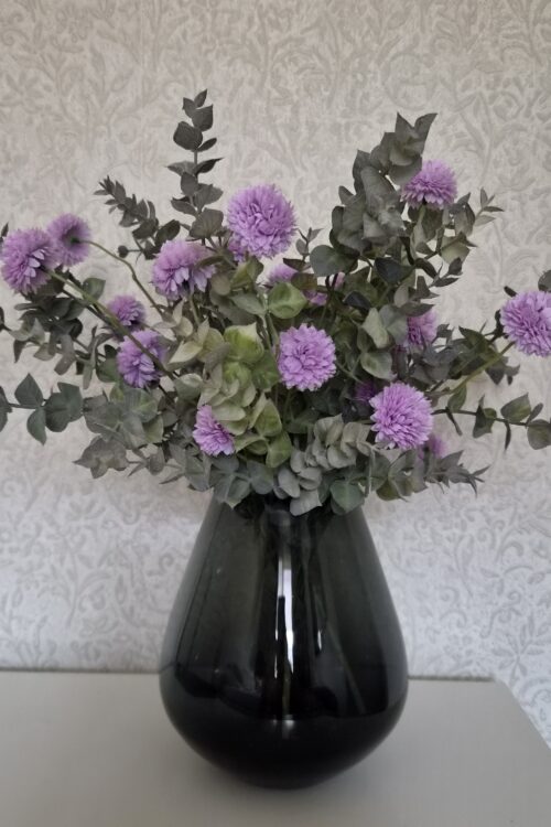 Grey Vaas van Vase The World met Bijpassend Kunstboeket – 46 cm