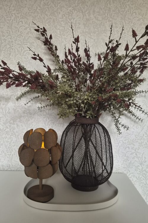 Roestkleurige waxinelichthouder – 25 cm hoog en 17 cm breed