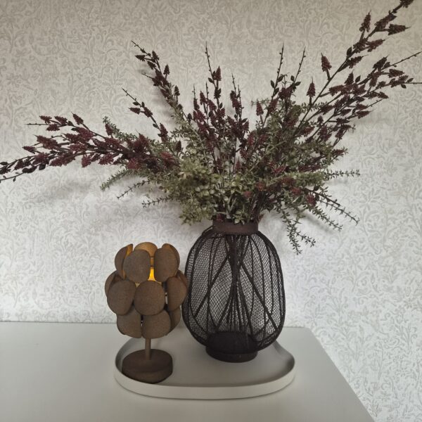 Roestkleurige waxinelichthouder – 25 cm hoog en 17 cm breed